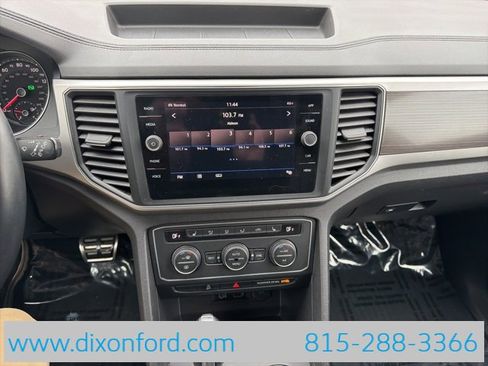 Used 2019 Volkswagen Atlas SE w/ Towing Package image 11