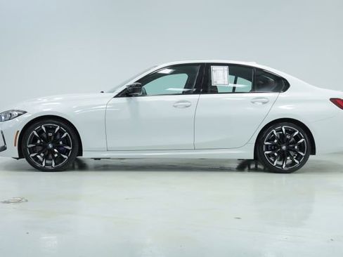 Used 2025 BMW M340i xDrive image 4