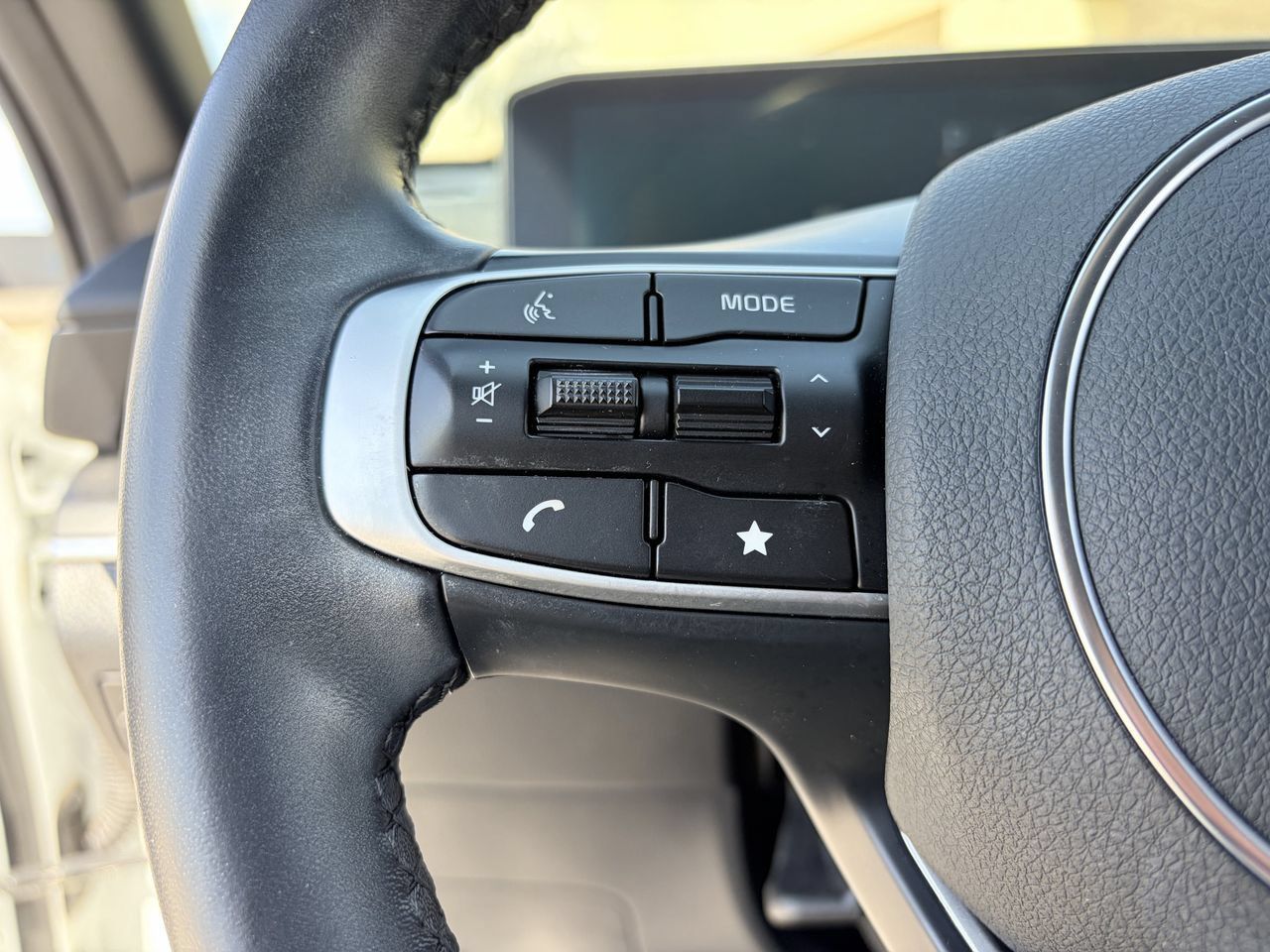 Used 2025 Kia K5 GT-Line w/ GT-Line Premium Package FWD image 21