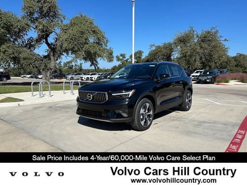 Used 2025 Volvo XC40 B5 Plus w/ Protection Package Premier AWD/4WD image 1