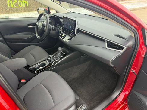 Used 2021 Toyota Corolla LE w/ Carpet Mat Package (TMS) image 22
