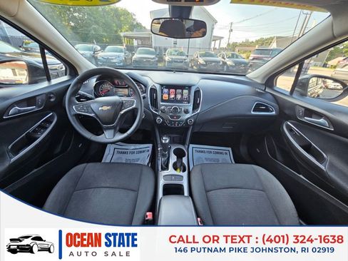 Used 2017 Chevrolet Cruze LT w/ Sun And Sound Package FWD image 17