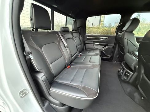Used 2025 RAM 1500 Laramie image 13