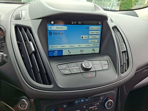 Used 2019 Ford Escape SE AWD/4WD image 17