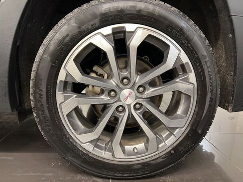 Used 2019 GMC Terrain SLT w/ Preferred Package image 7