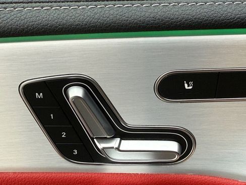 Used 2023 Mercedes-Benz CLA 250 image 11