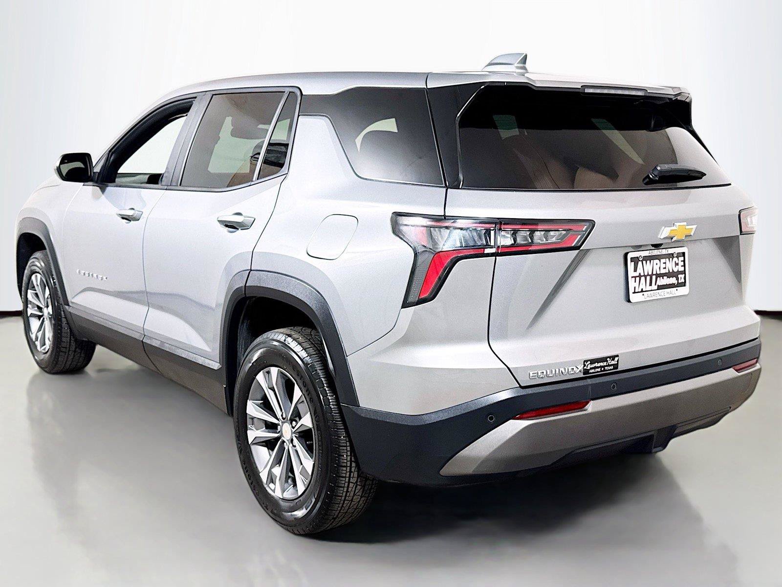 Certified 2026 Chevrolet Equinox LT FWD image 6