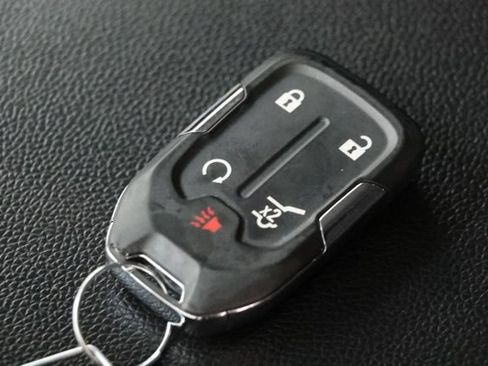 Used 2021 GMC Acadia SLE w/ Driver Convenience Package FWD image 36