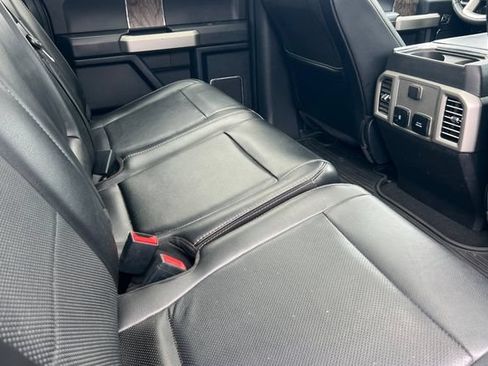 Used 2019 Ford F250 Lariat w/ Lariat Ultimate Package AWD/4WD image 18