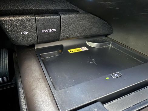 Used 2022 Toyota Camry XSE image 20