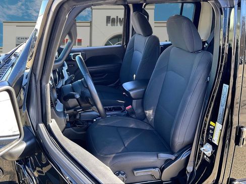 Certified 2022 Jeep Gladiator Sport image 21