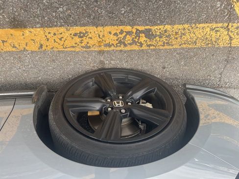 Used 2024 Honda Accord Sport image 7