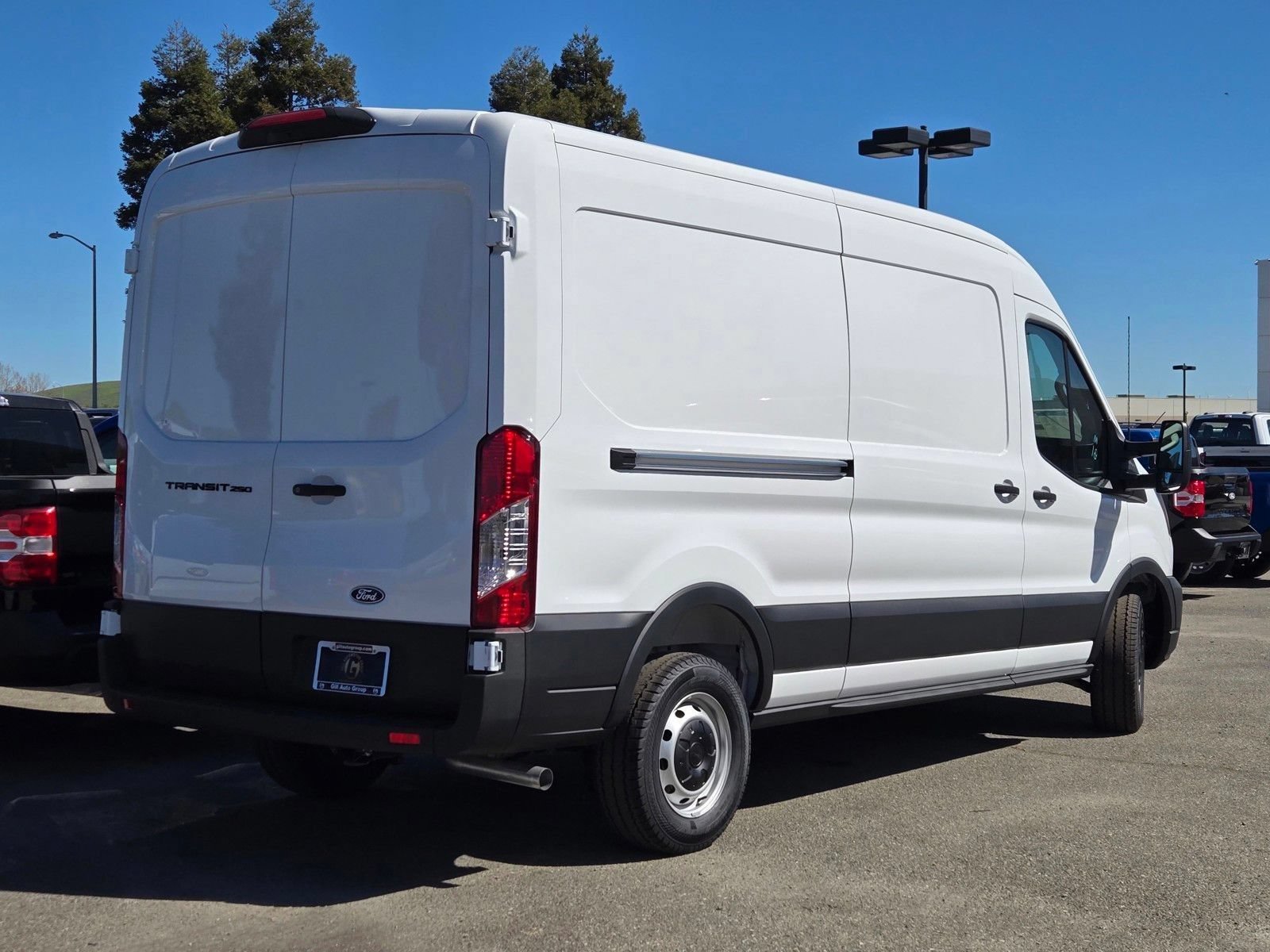 New 2026 Ford Transit 250 148 Medium Roof RWD image 4