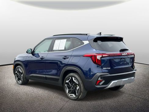 Used 2024 Kia Seltos SX w/ SX Sunroof Package AWD/4WD image 6
