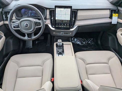 New 2026 Volvo XC90 B6 Plus w/ Protection Package Premier image 16