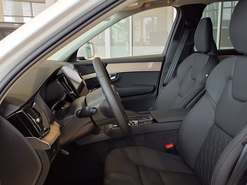 New 2026 Volvo XC90 B6 Plus w/ Protection Package AWD/4WD image 13