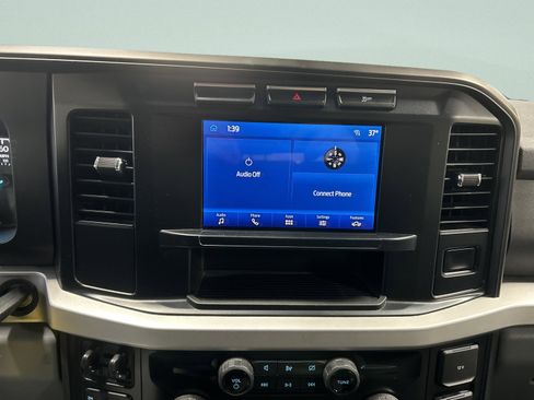 Used 2024 Ford F250 XLT image 19
