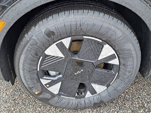 New 2026 Kia Sportage LX image 16