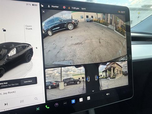 Used 2022 Tesla Model Y Performance AWD/4WD image 14