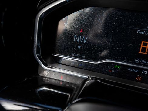 Used 2022 GMC Sierra 1500 Elevation image 18