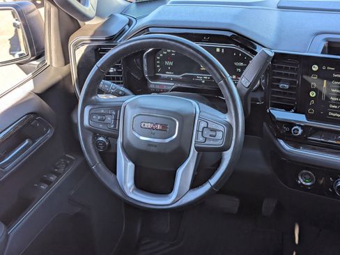 Used 2022 GMC Sierra 1500 Elevation image 16