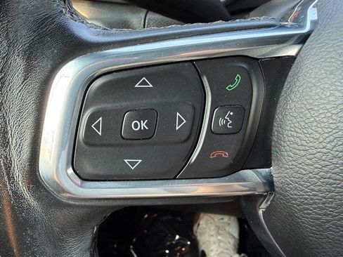 Used 2021 Jeep Wrangler Unlimited Sahara AWD/4WD image 18