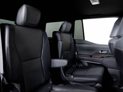 Used 2026 Lexus GX 550 w/ Accessory Package (2T) image 29