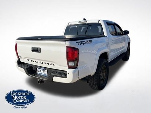 Used 2018 Toyota Tacoma TRD Sport w/ Technology Package image 7