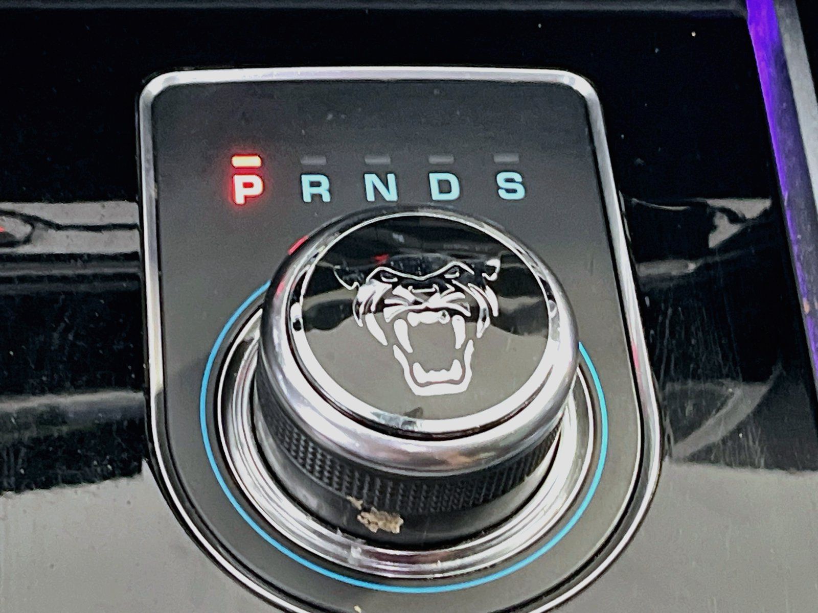 Used 2017 Jaguar F-PACE S AWD/4WD image 17