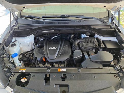 Used 2013 Hyundai Santa Fe Sport image 7