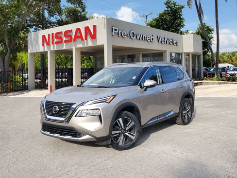 Certified 2021 Nissan Rogue Platinum image 1