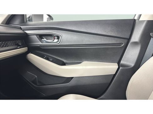 Used 2025 Honda Accord SE image 28