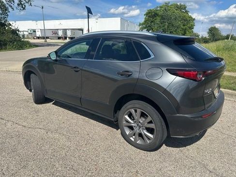 Used 2022 MAZDA CX-30 AWD 2.5 S w/ Premium Package image 2