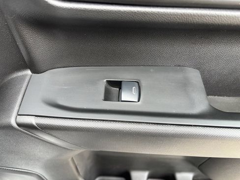 Used 2024 Chevrolet Silverado 1500 Custom image 33