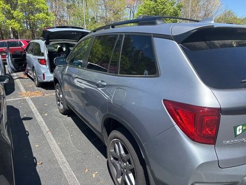 Used 2023 Honda Passport EX-L image 11