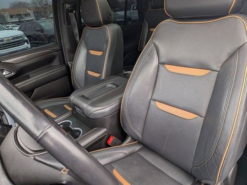 Used 2022 GMC Yukon AT4 w/ Max Trailering Package image 15