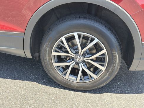Used 2019 Volkswagen Tiguan SE FWD image 20