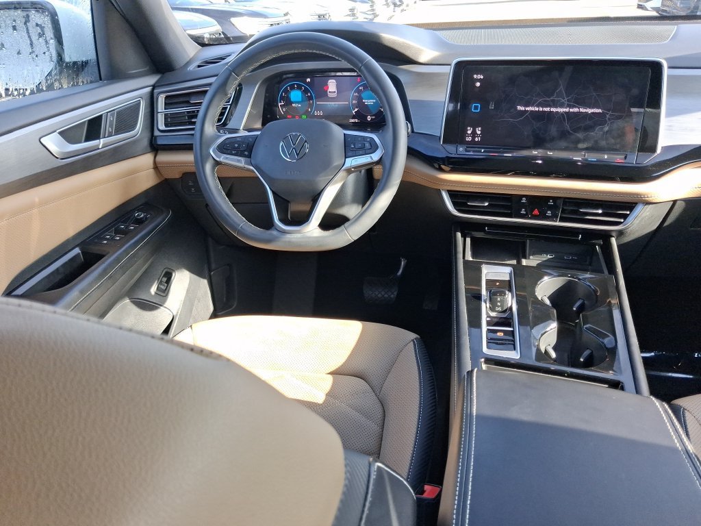 Certified 2024 Volkswagen Atlas Cross Sport SE FWD image 18