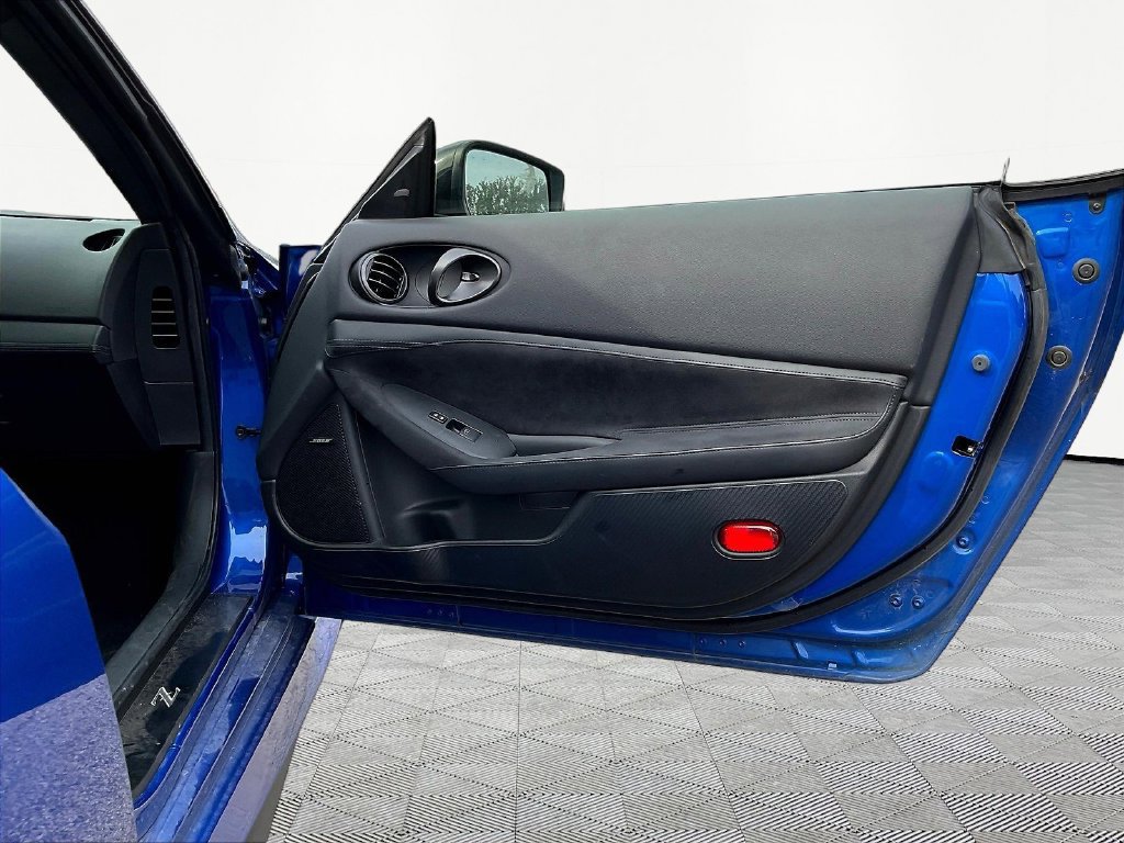 Used 2024 Nissan Z Performance w/ Floor Mat Package RWD image 29