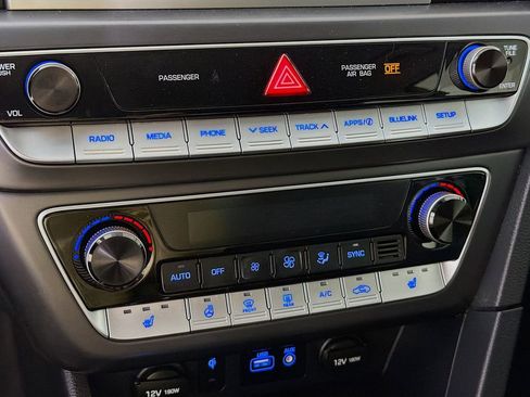Used 2019 Hyundai Sonata SEL image 18