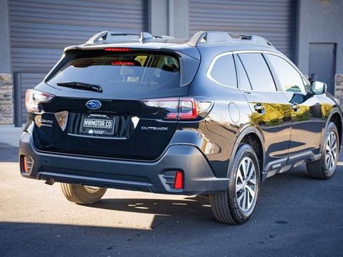 Used 2022 Subaru Outback Premium image 8