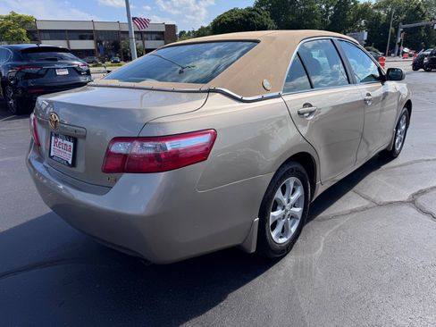 Used 2008 Toyota Camry LE FWD image 10