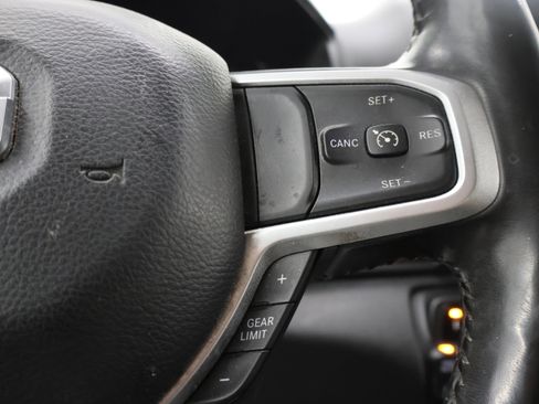Used 2020 RAM 1500 Big Horn AWD/4WD image 14