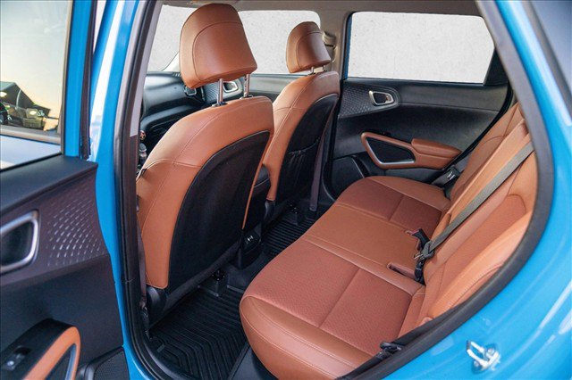 Used 2025 Kia Soul EX FWD image 19