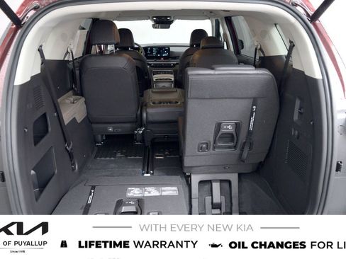 New 2026 Kia Carnival EX image 19