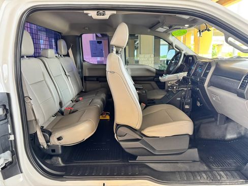Used 2019 Ford F250 XL w/ Power Equipment Group RWD image 25
