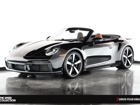 Used 2024 Porsche 911 Turbo image 4