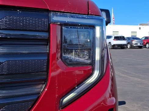 Used 2023 GMC Sierra 1500 Elevation w/ Elevation Premium Package image 9