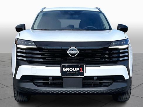 New 2026 Nissan Kicks SV image 3