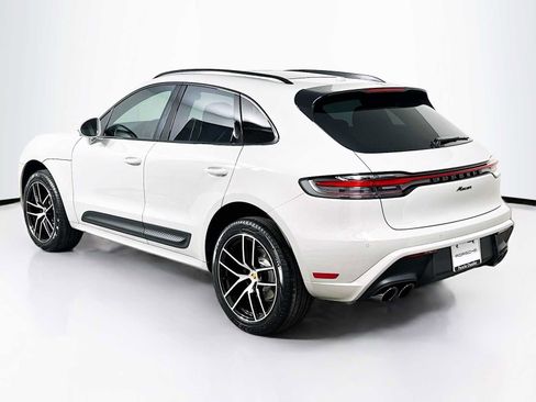 New 2026 Porsche Macan image 3